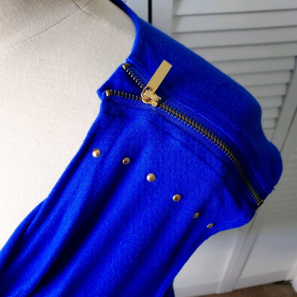 Sleeveless summer top